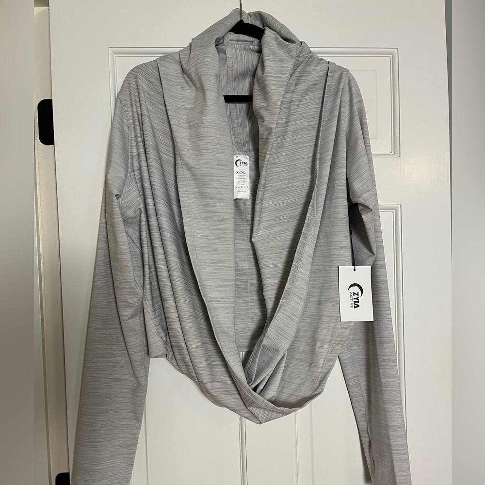 ZYIA Active Cream Yoga Shawl XXXL